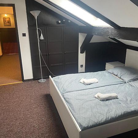 Hotel Lovecky Zamecek Orion Либерц Экстерьер фото