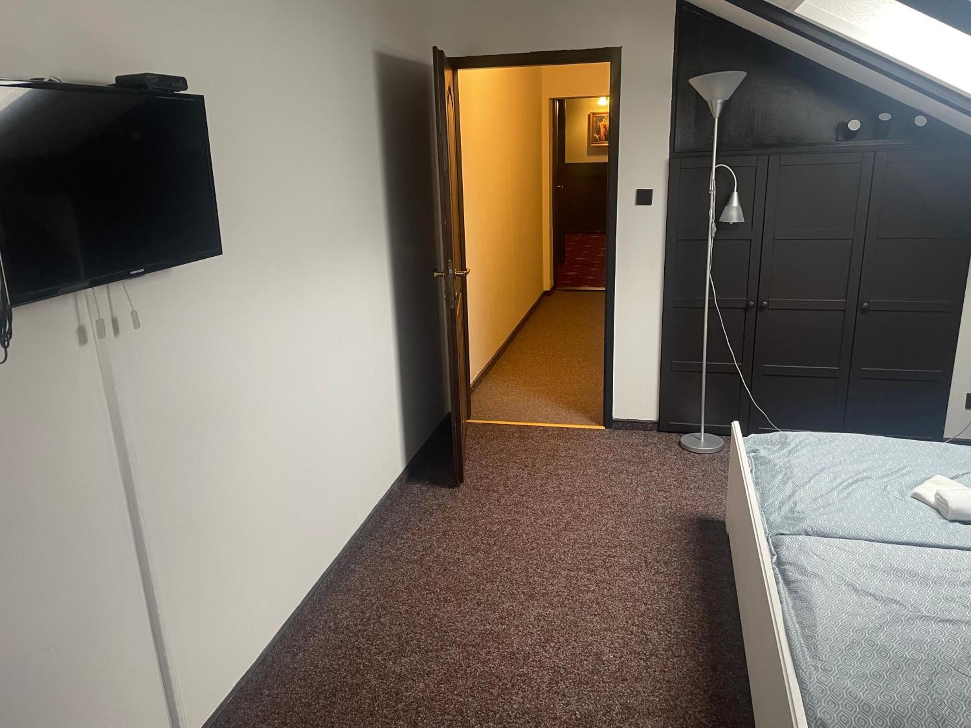 Hotel Lovecky Zamecek Orion Либерц Экстерьер фото