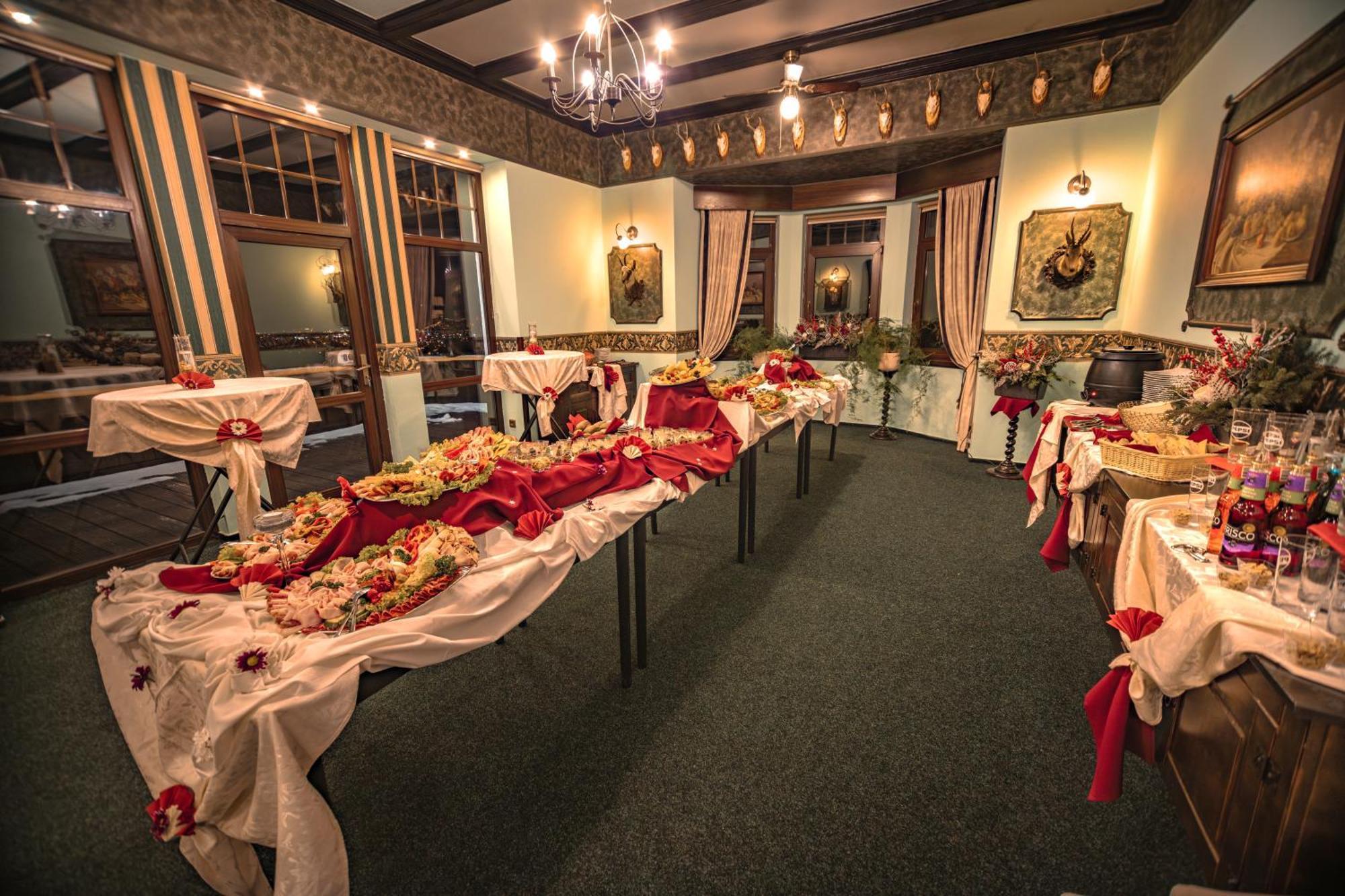 Hotel Lovecky Zamecek Orion Либерц Экстерьер фото